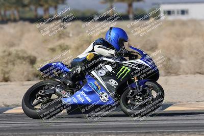 media/Dec-07-2025-CVMA (Sun) [[3e7d2de5dc]]/Race 7-Formula Lightweight Twins Shootout/